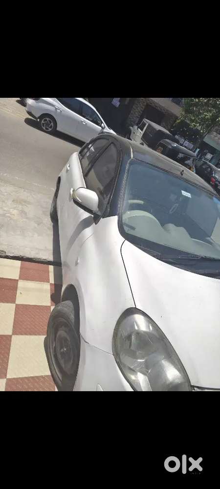 Nissan Patrol 2010 Petrol 85000 Km Driven