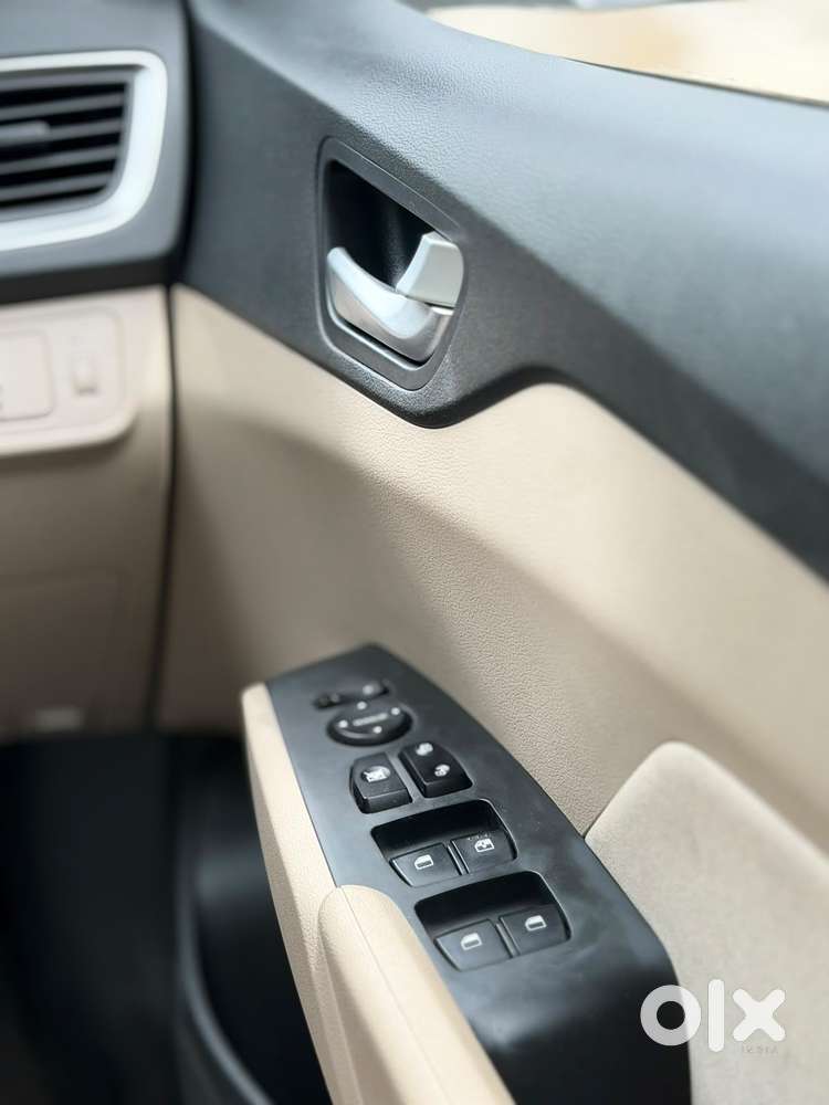 Hyundai Verna 1.6 S (o) Vtvt At, 2018, Petrol