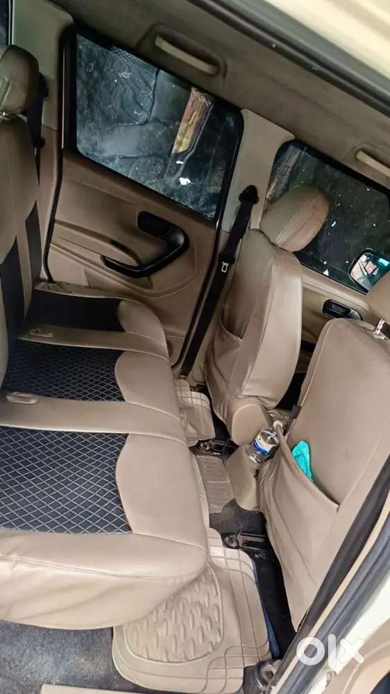 Mahindra Tuv 300 2017 Diesel Automatic