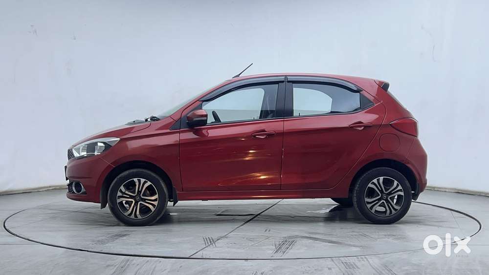 Tata Tiago Xza, 2018, Petrol