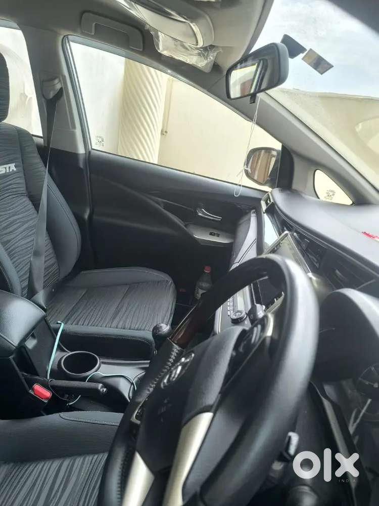 Toyota Innova Crysta 2022 Diesel 45000 Km Driven