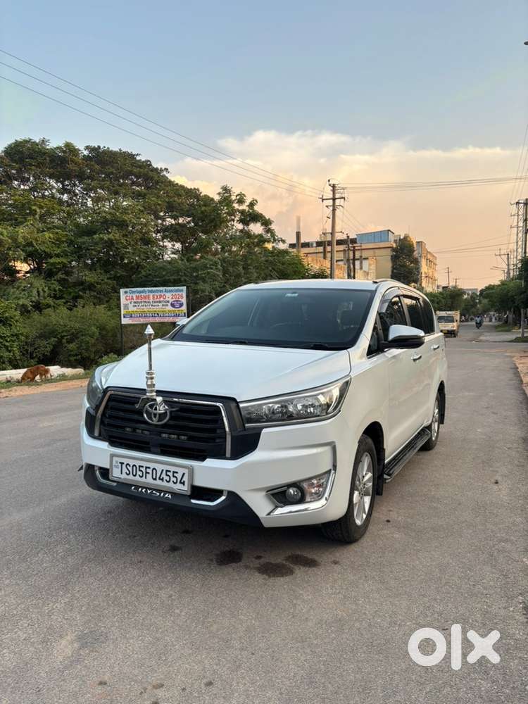 Toyota Innova Crysta 2023 Diesel 100000 Km