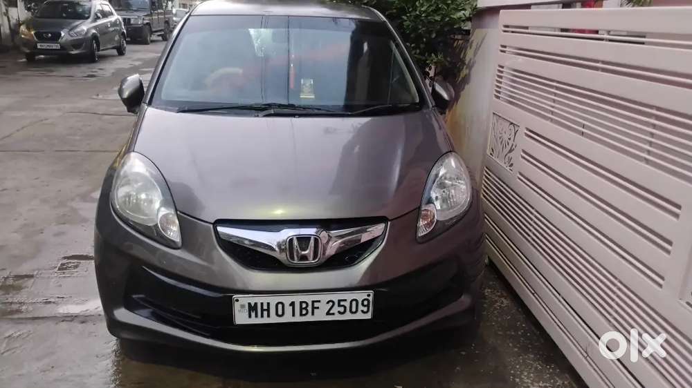 Honda Brio Petrol Mt 2013