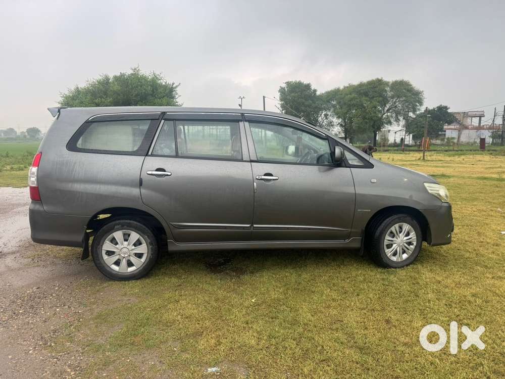 Toyota Innova 2014 Diesel 143000 Km