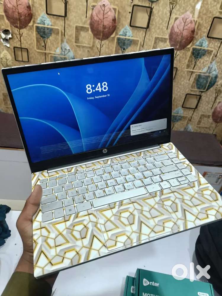 HP laptop i5 12th generation 8GB RAM 256 GB SSD good battery backup