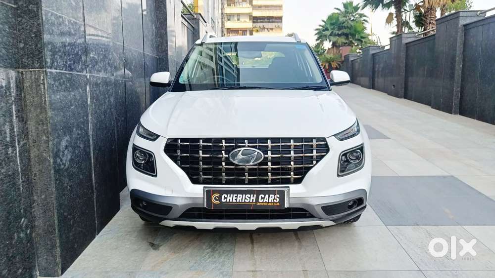 Hyundai Venue Sx Plus Turbo Dct, 2022, Petrol