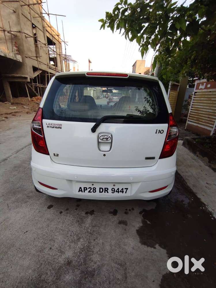 I10 Sportz 2013 Auto Side Mirror Chilled Ac Well Maintained Car