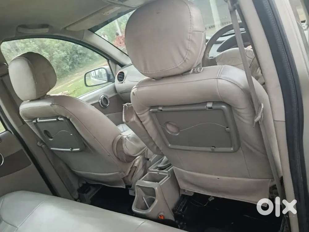 Mahindra Quanto,top Variant,diesel,2013, Insurance Live