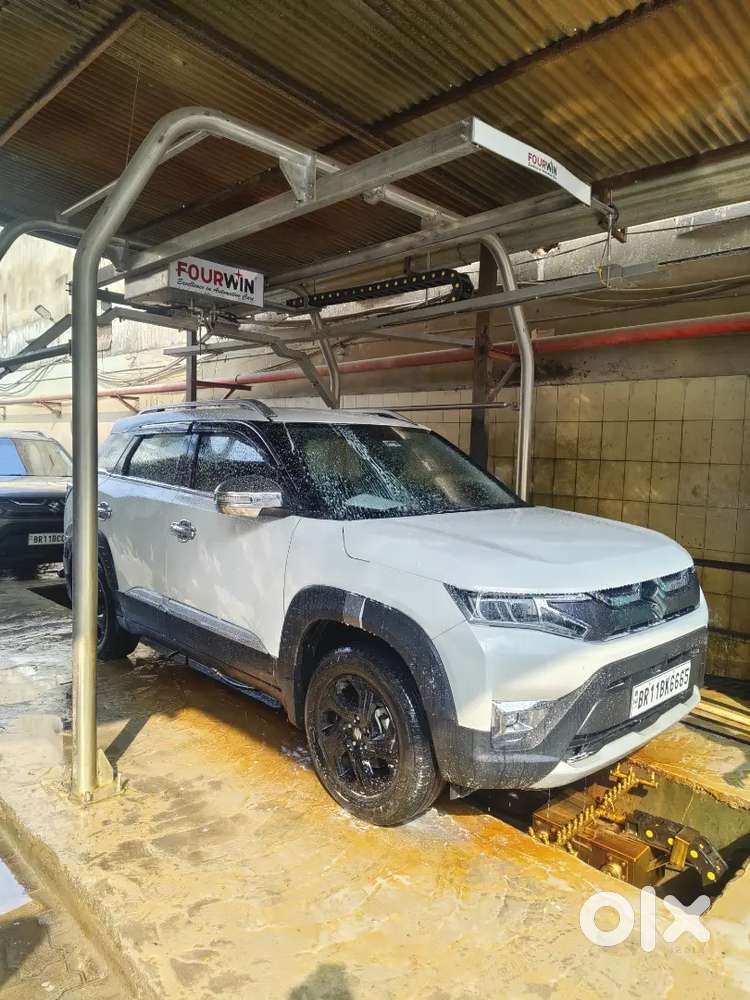 Maruti Suzuki Brezza 2024 Petrol Well Maintained