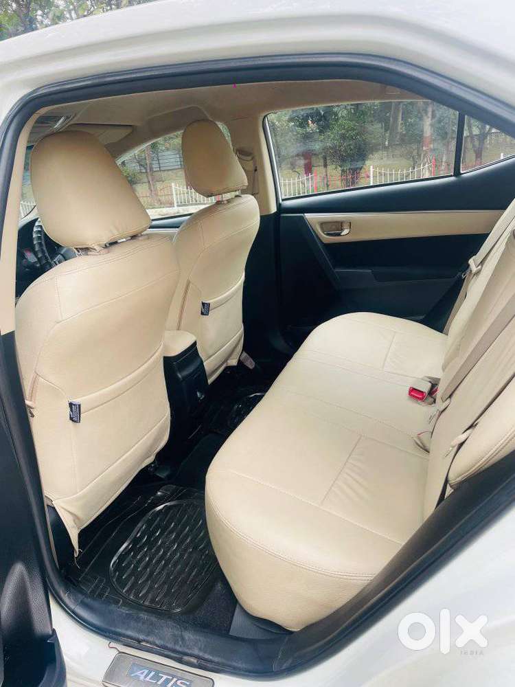 Toyota Corolla Altis 2013-2017 G At, 2014, Petrol