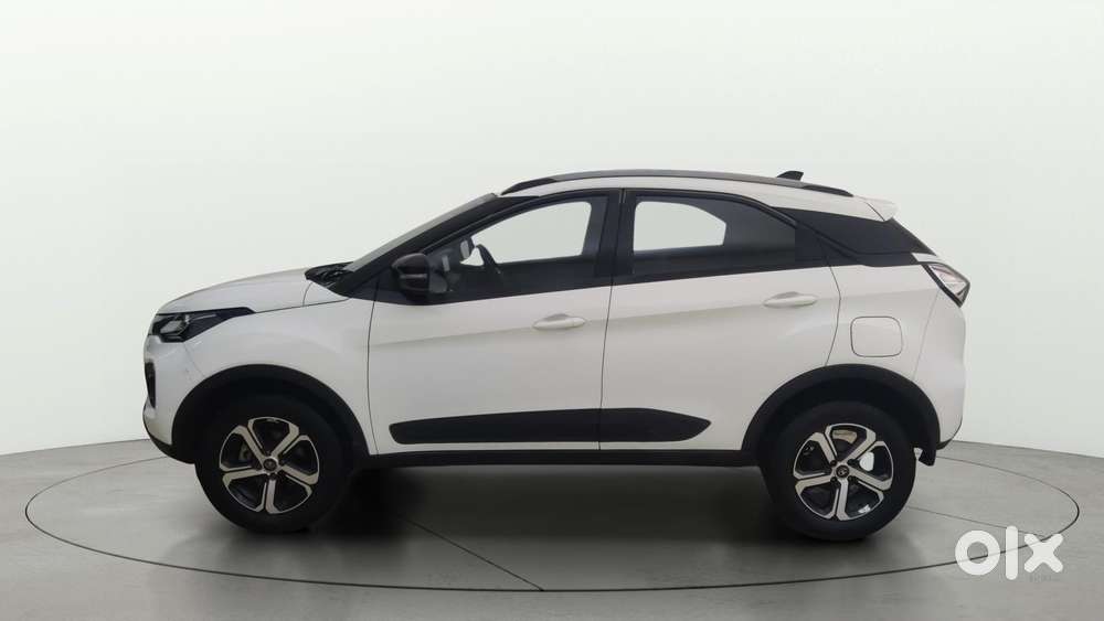 Tata Nexon 1.2 Revotron Xza Plus, 2022, Petrol