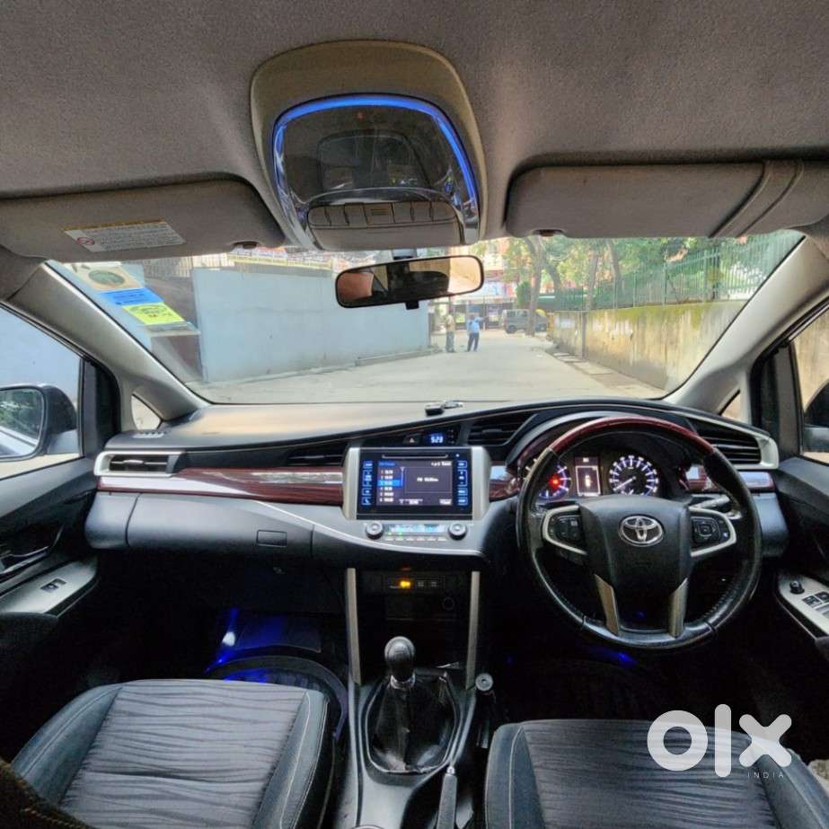 Toyota Innova Crysta 2.7 Vx Mt, 2016, Petrol