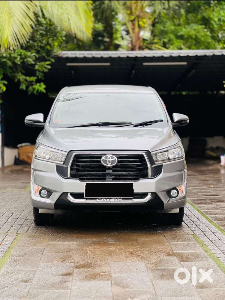 Toyota Innova Crysta 2019