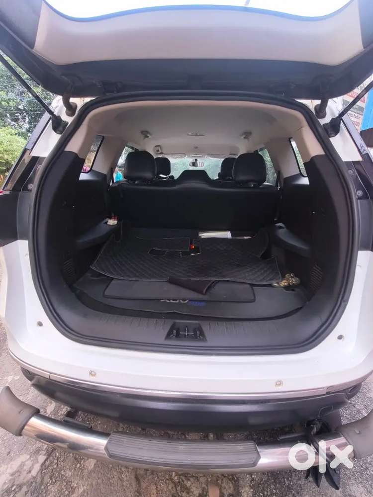 Mahindra Xuv700 Petrol 2023