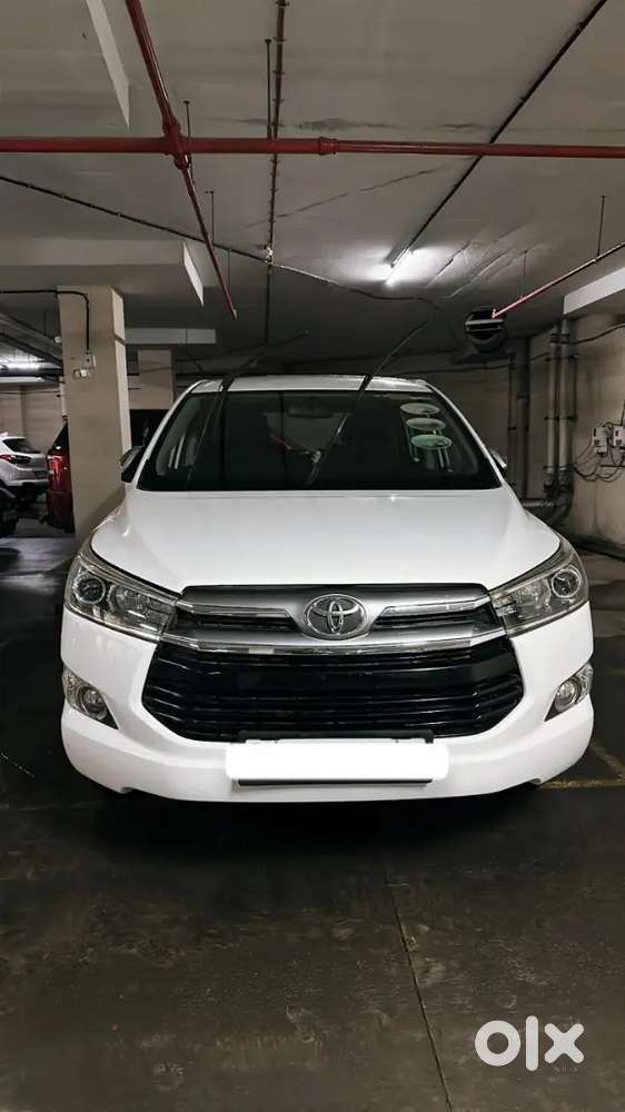 2016 Innova Crysta Top Model Diesel - 1st Owner, Vvip No.