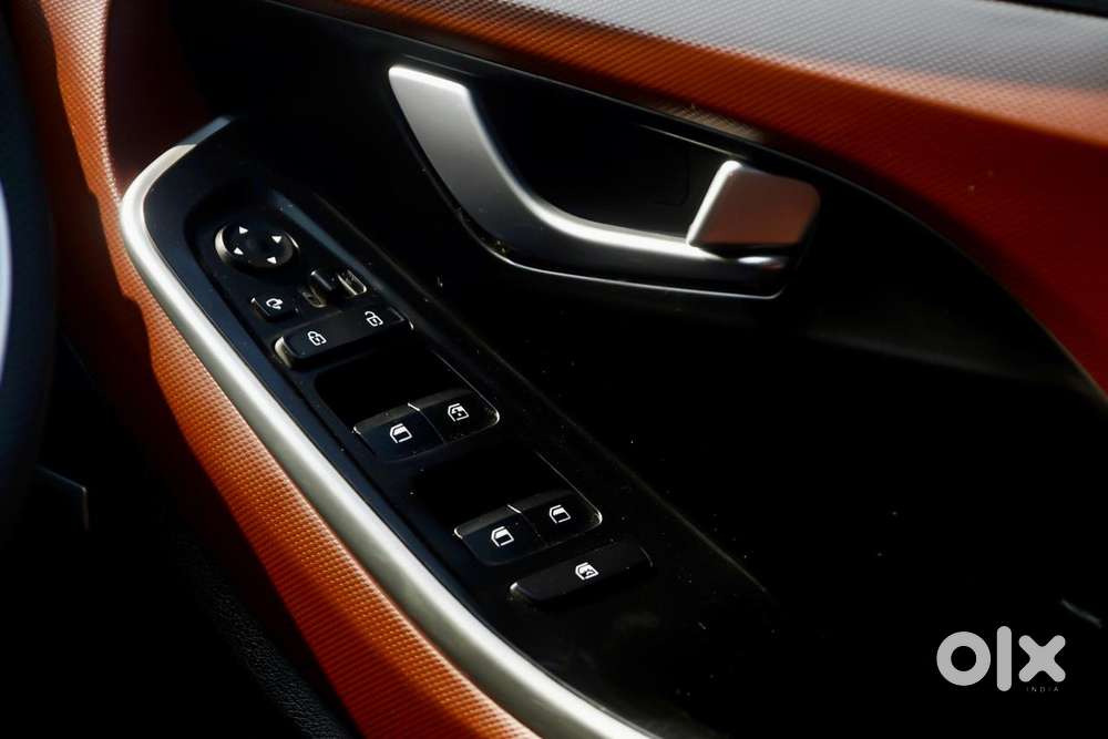 Hyundai Alcazar 2.0 Prestige (o) Petrol At 6 Str, 2023, Petrol