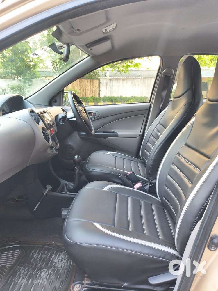 Toyota Etios 2010-2012 G, 2011, Petrol