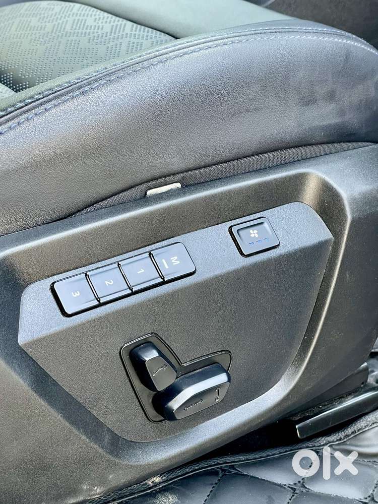 Tata Safari Accomplished Plus Dark Edition At, 2024, Diesel