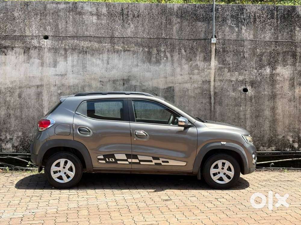 Renault Kwid 1.0 Rxt 02 Anniversary Edition, 2016, Petrol