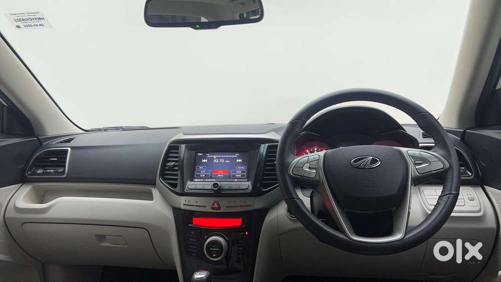 Mahindra Xuv300 1.2 W8 (o) Amt Petrol, 2022, Petrol