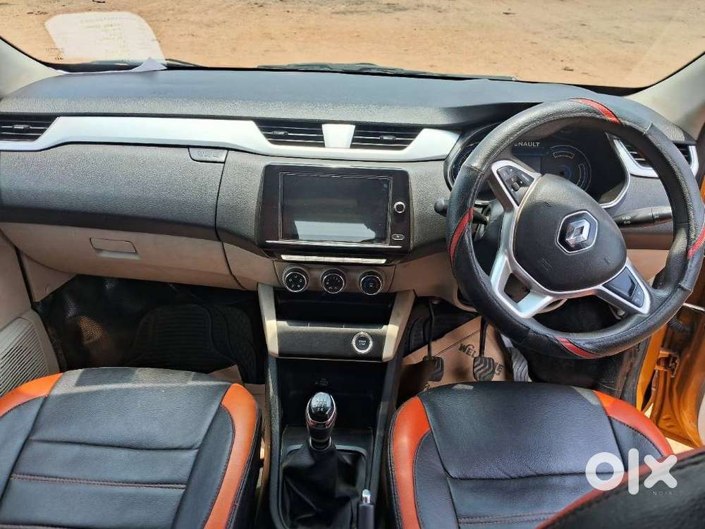 Renault Triber Rxz, 2022, Petrol