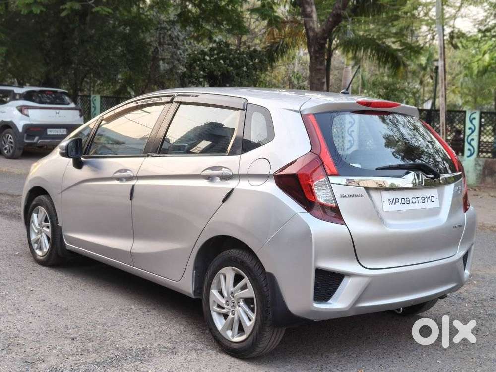 Honda Jazz V Automatic, 2016, Petrol