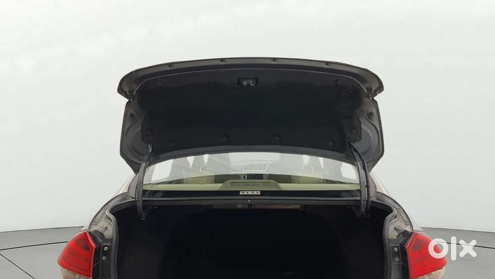 Maruti Suzuki Ciaz 1.5 Alpha Shvs Petrol, 2018, Petrol