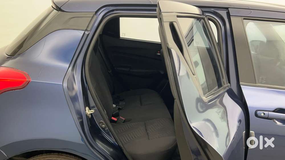Maruti Suzuki Swift Vvt Vxi, 2022, Petrol
