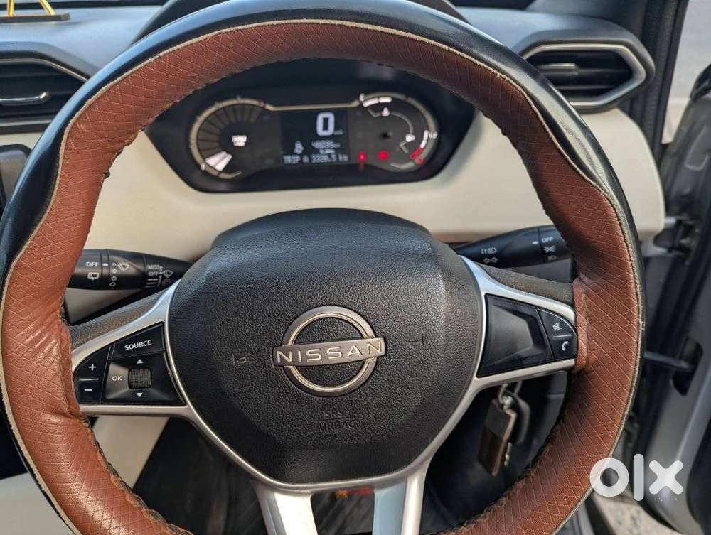 Nissan Magnite 1.0 Xv, 2022, Petrol