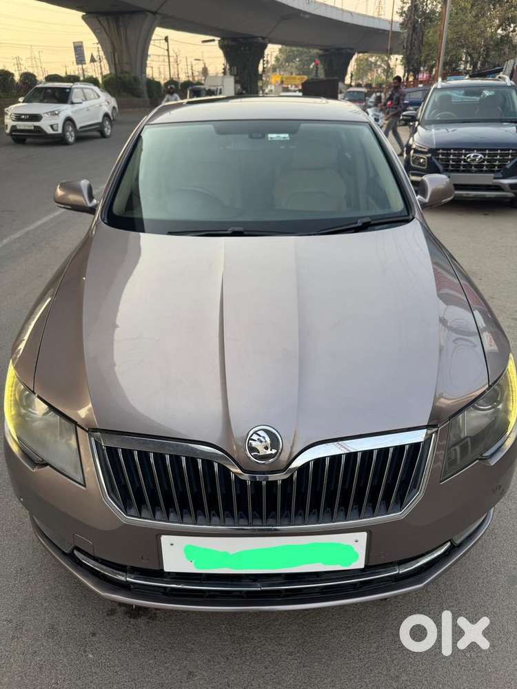 Skoda Superb V6 Petrol 2014