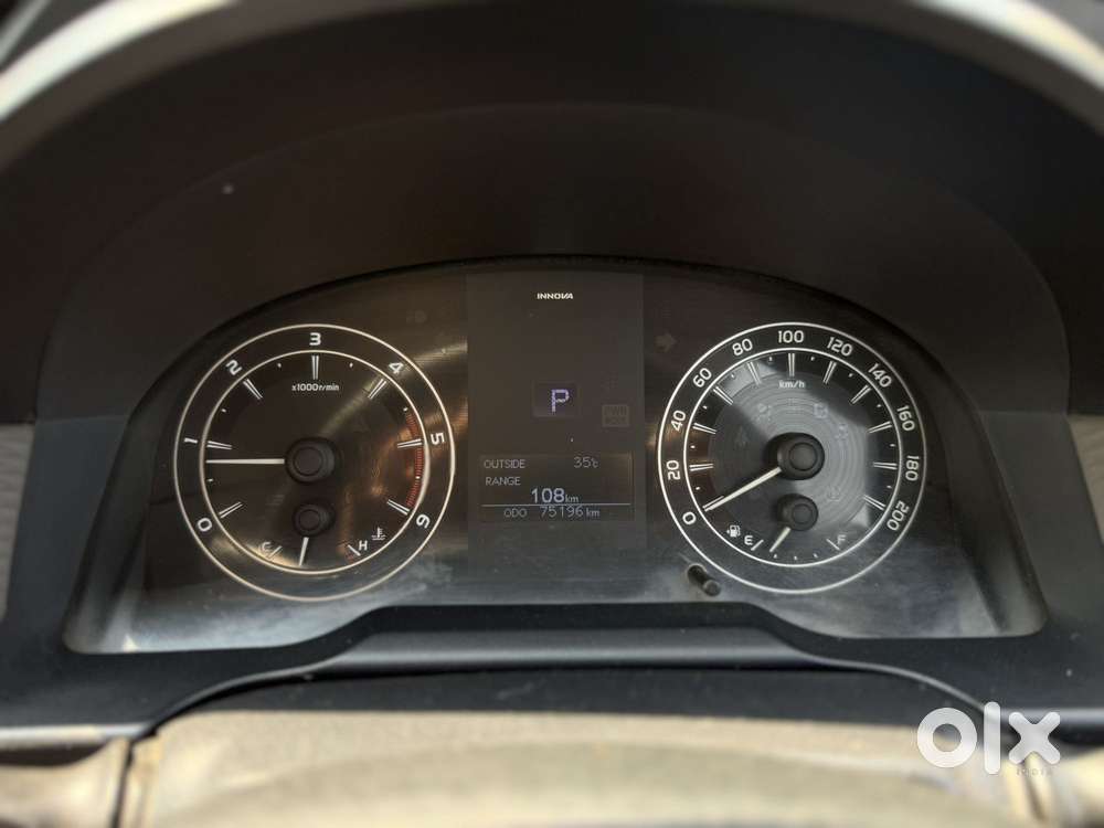 Toyota Innova Crysta 2.7 Gx At 8s, 2017, Diesel