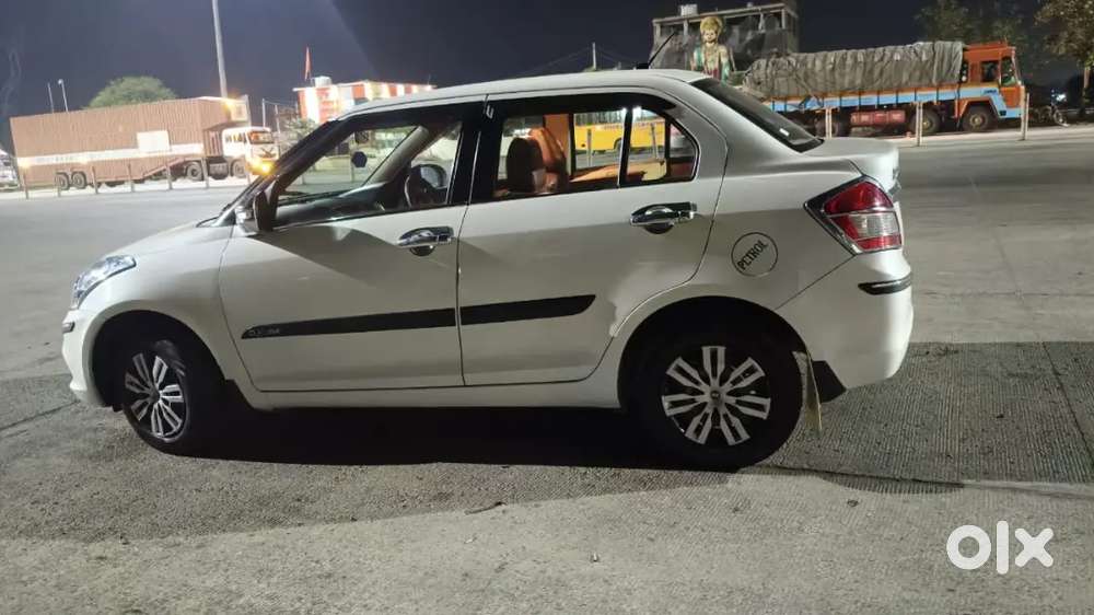 Maruti Suzuki Dzire 2015