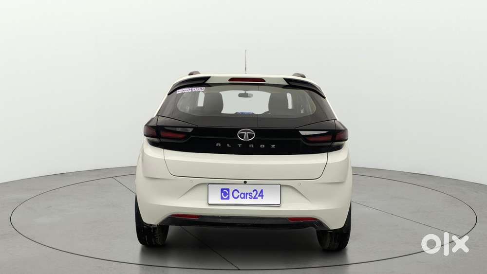Tata Altroz 1.2 Xe, 2020, Petrol