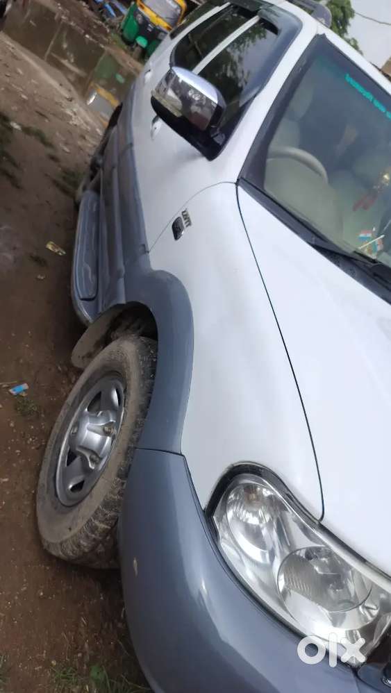 Tata Safari Dicor Lx 2012