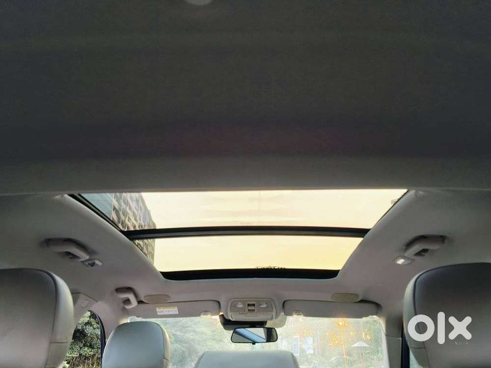 Mahindra Xuv700 2.0 Ax 7 Petrol At Luxury Pack Str, 2022, Petrol