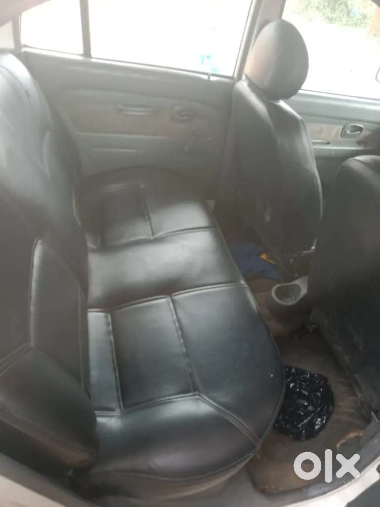 Hyundai Santro Gs Zip 2002