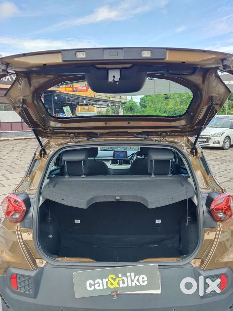 Tata Punch Creative Dual Tone Amt Sunroof, 2023, Petrol