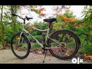 BTwin Riverside 120 for sale in mint condition Bicycles 1783672369