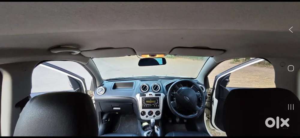 Ford Figo Zxi 2014 Petrol Well Maintained