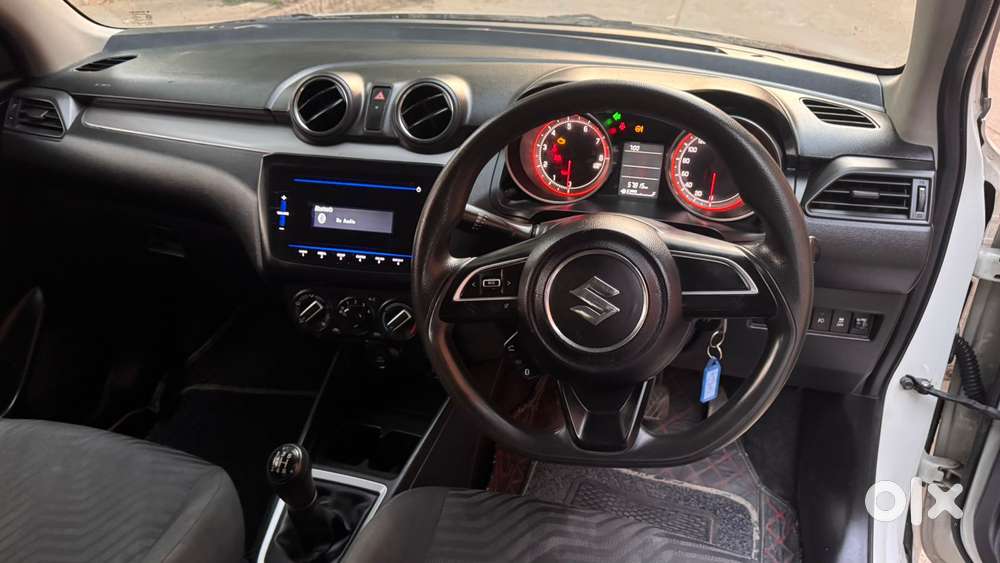 Maruti Suzuki Swift 1.2 Vxi (o), 2023, Petrol