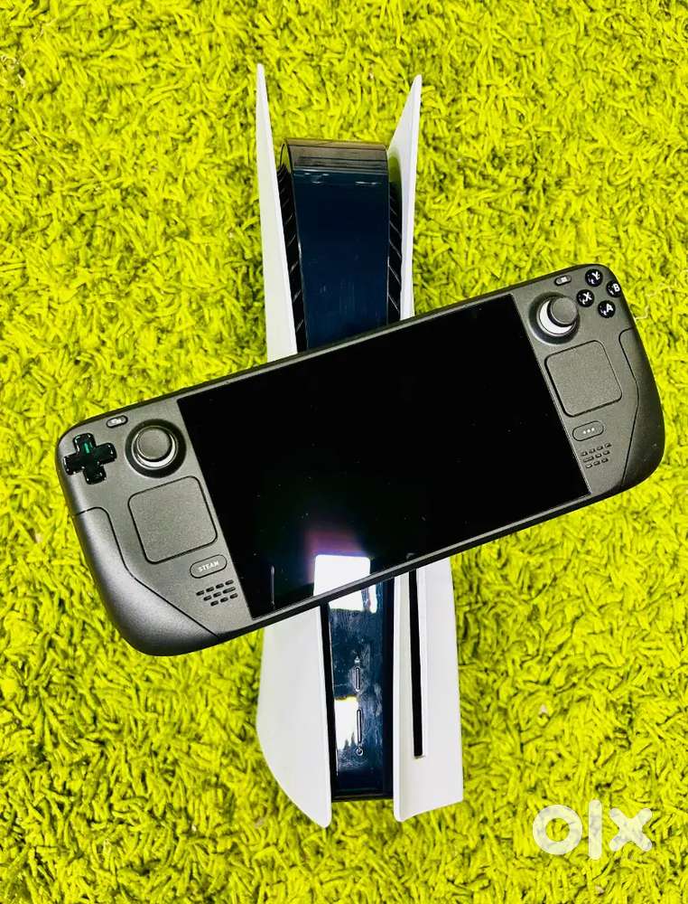PS5 console in new condition