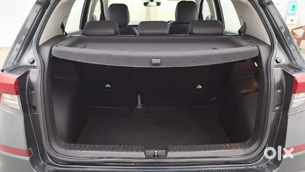 Skoda Kushaq 1.0 Tsi Style, 2022, Petrol