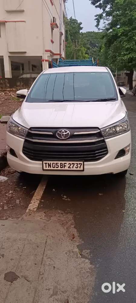Toyota Innova Crysta 2016
