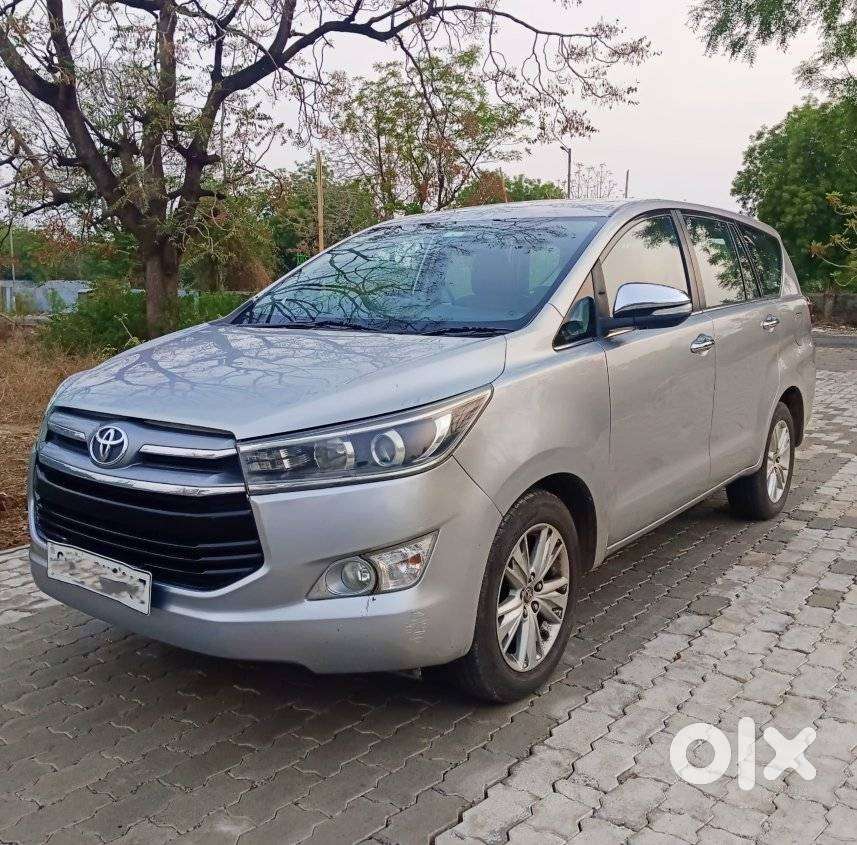 Toyota Innova Crysta 2.8z Automatic, 2016, Diesel