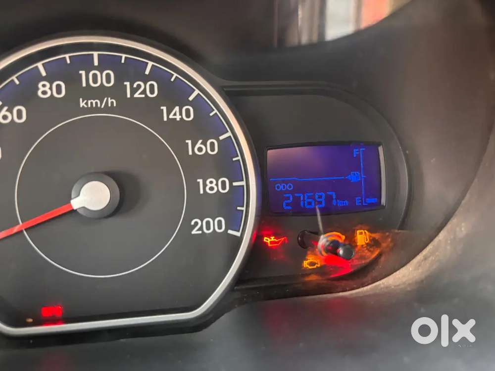 My Hundai I10 Fully Original Car Only 27000 Km Driven, 5 Years Extend