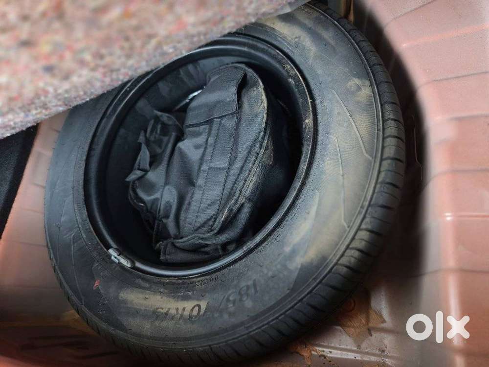 Tata Punch 1.2 Revotron Adventure Camo Rhythm Amt, 2022, Petrol