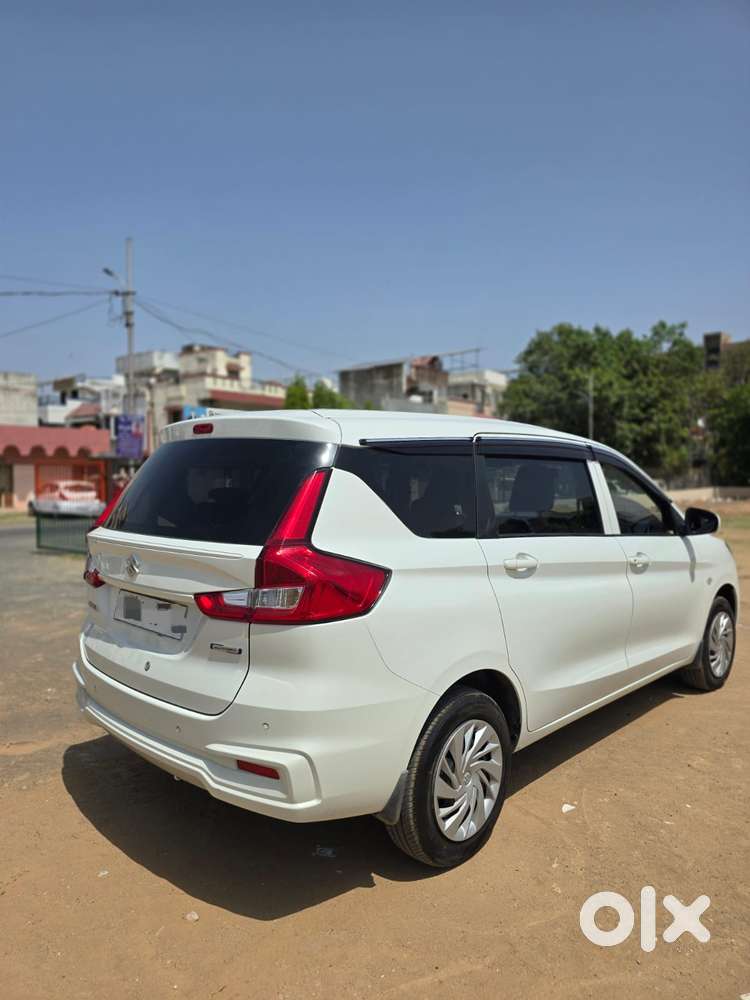 Maruti Suzuki Ertiga Lxi Shvs, 2025, Petrol