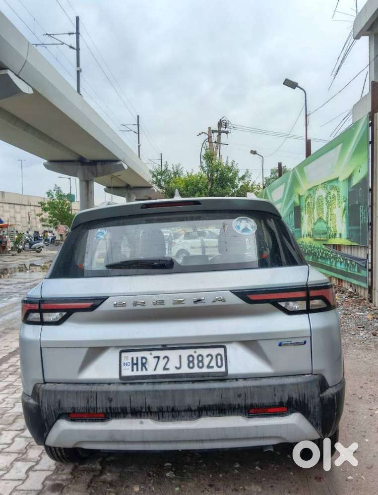 Maruti Suzuki Brezza 1.5 Zxi At Smart Hybrid, 2024, Petrol