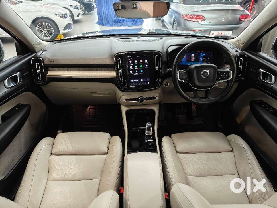 Volvo Xc40 B4 Ultimate, 2023, Petrol