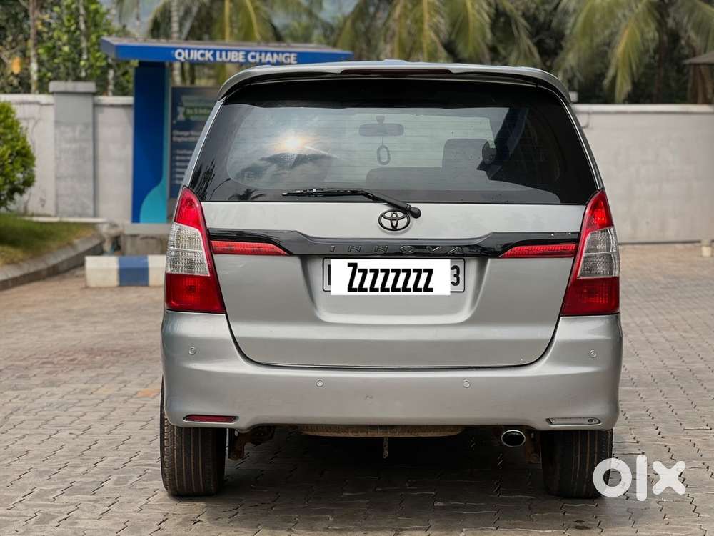 Toyota Innova Diesel 2012 Car